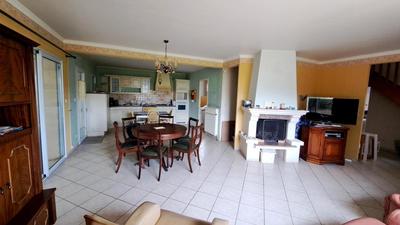 Maison - 135 m² - 6 pièces