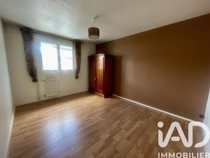 Appartement - 100 m² - 5 pièces