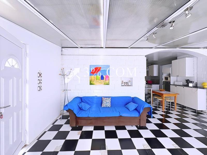 Appartement - 149 m² - 8 pièces