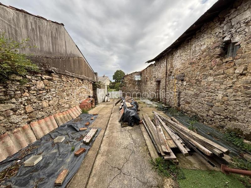 Immeuble - 110 m² - 3 pièces