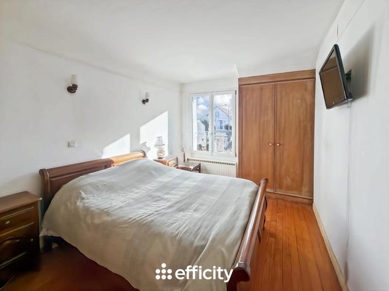 Pavillon - 140 m² - 6 pièces