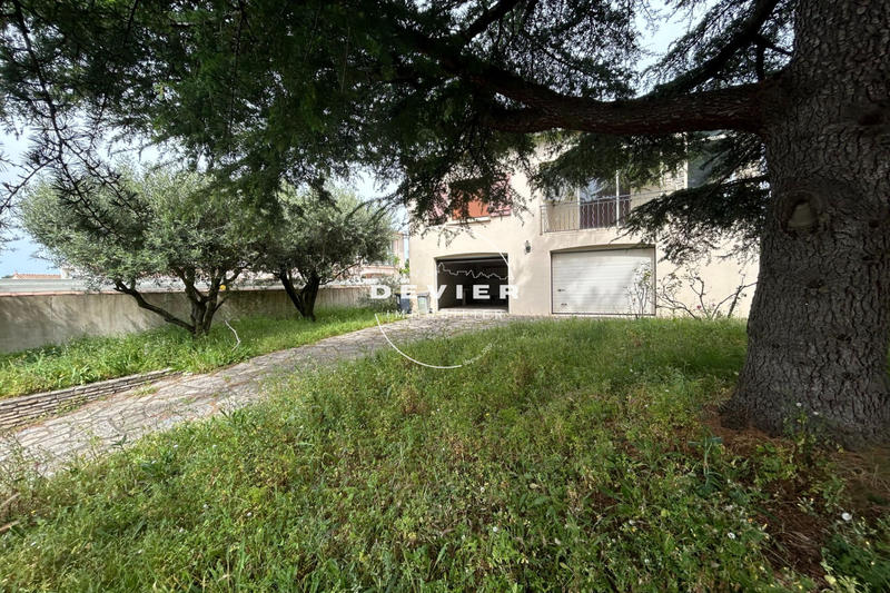 Villa - 143 m² - 6 pièces