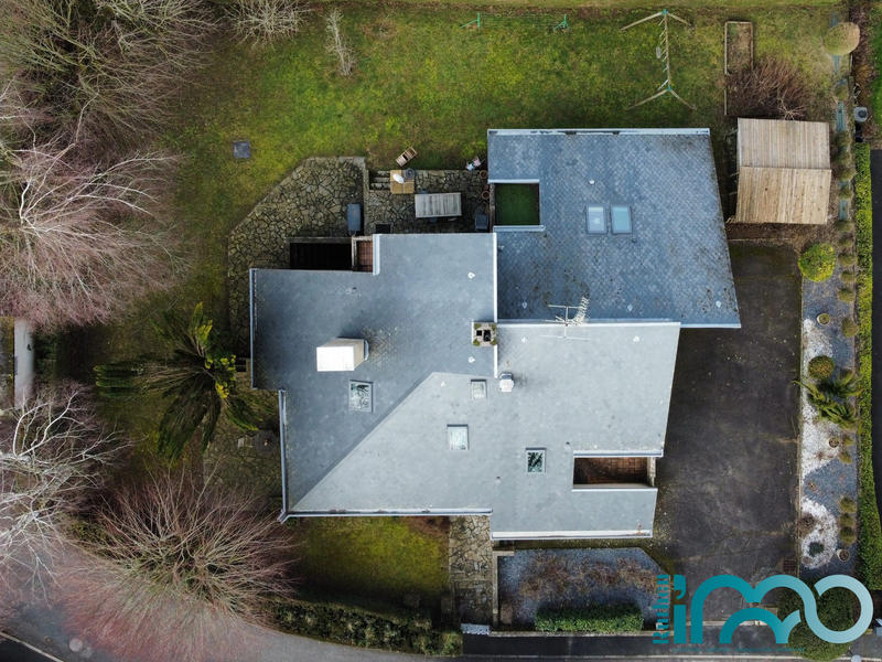 Maison ancienne - 250 m² - 8 pièces