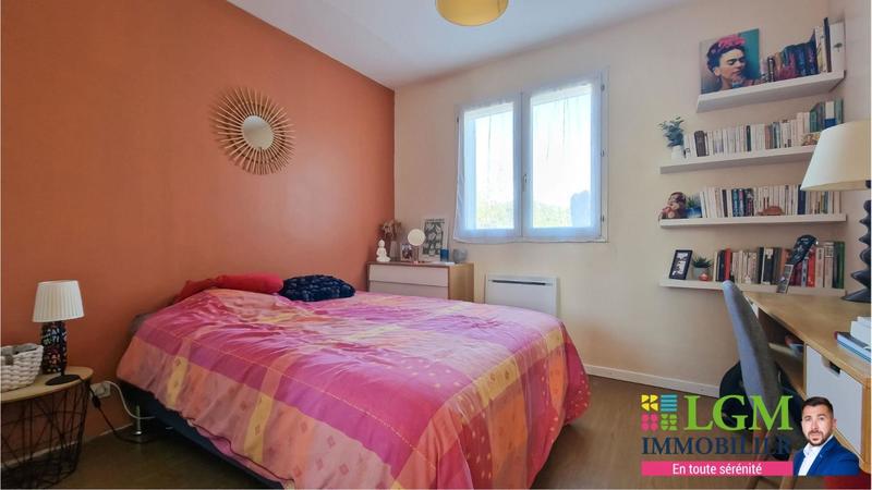 Villa - 90 m² - 5 pièces