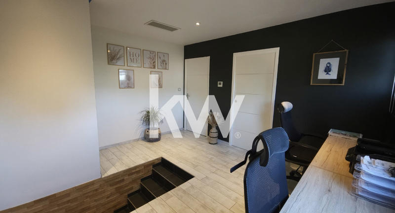 Maison d'architecte - 178 m² - 8 pièces