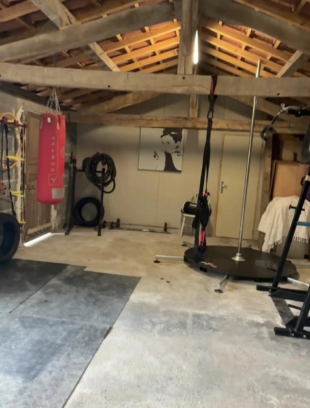 Maison de village - 544 m² - 8 pièces