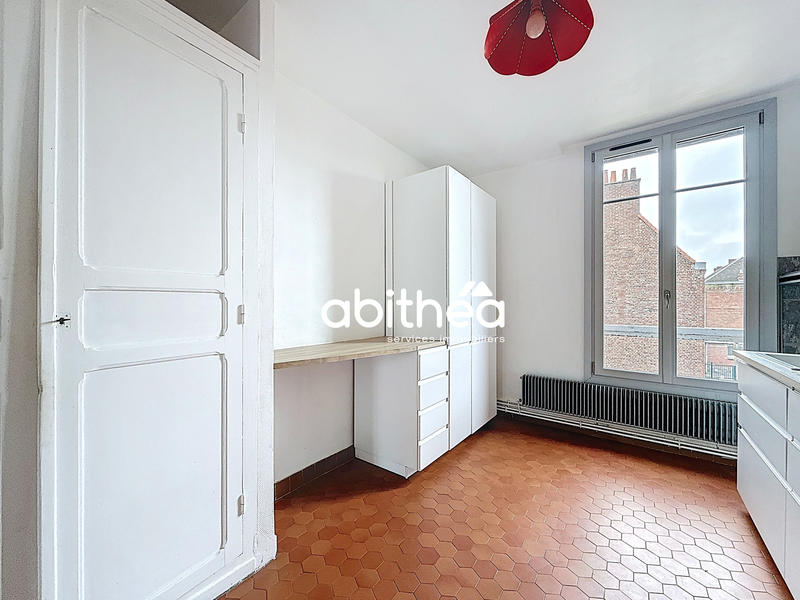 Appartement - 126 m² - 6 pièces