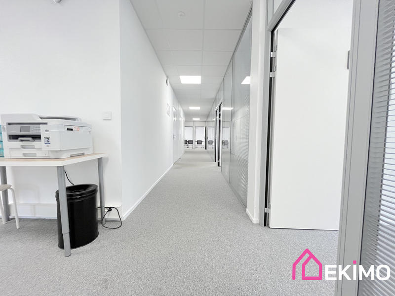Bureau - 265 m²
