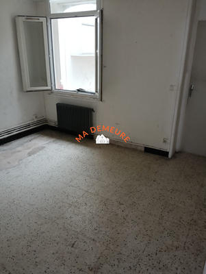 Maison - 90 m² - 6 pièces