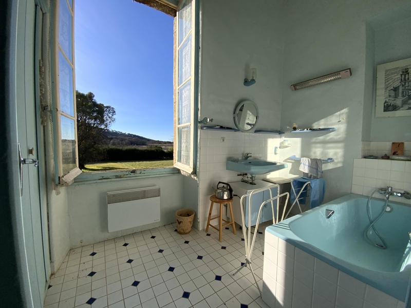 Appartement - 215 m² - 5 pièces