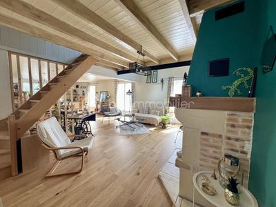 Corps de ferme - 143 m² - 6 pièces