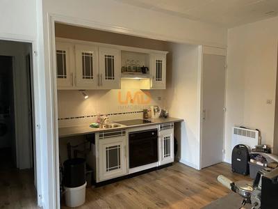 Immeuble - 204 m² - 10 pièces