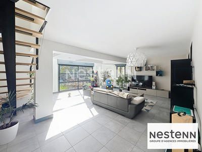 Maison - 170 m² - 6 pièces