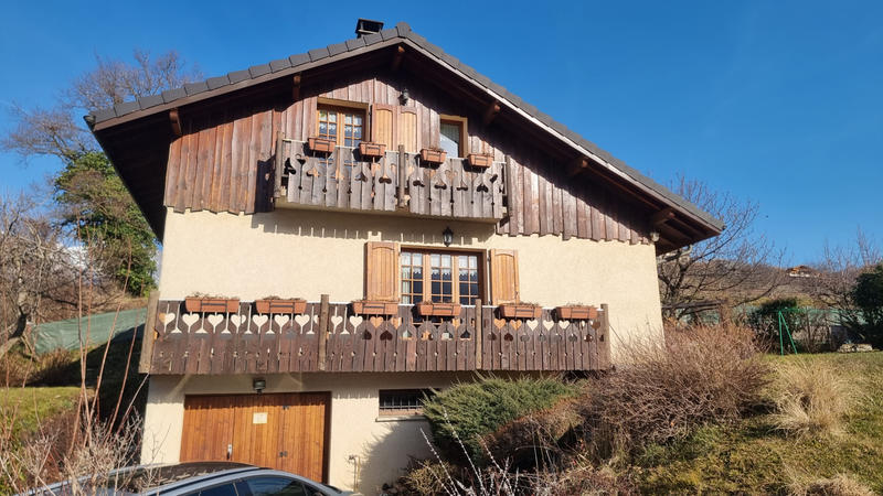 Maison - 110 m² - 4 pièces