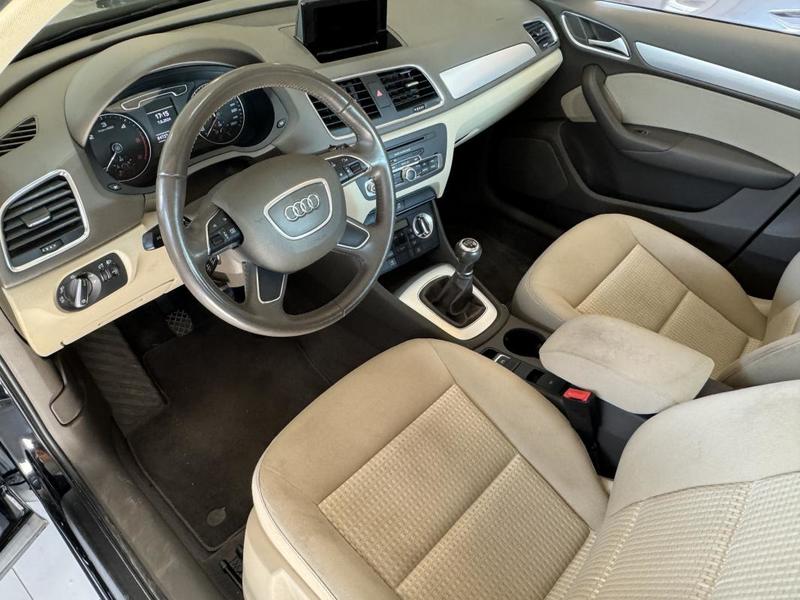 Audi Q3 2.0l Tdi 140 Ch Ambiente / Attelage Amovible Faible Kilometrage