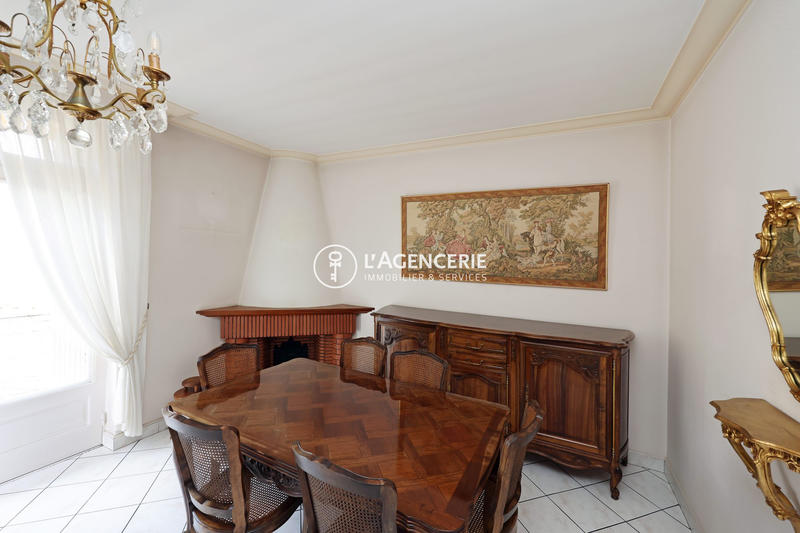 Maison traditionnelle - 104 m² - 4 pièces