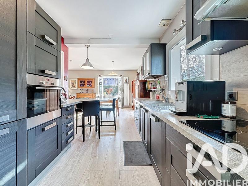 Maison - 138 m² - 5 pièces