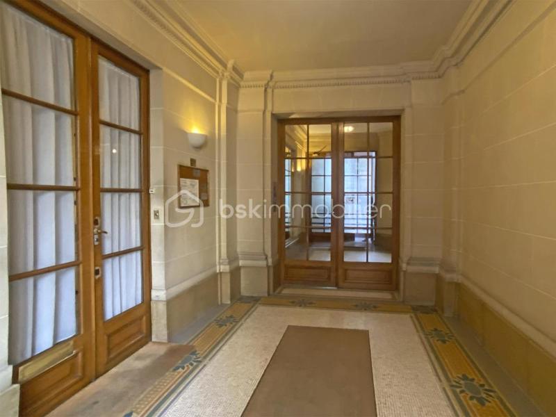 Appartement - 164 m² - 6 pièces
