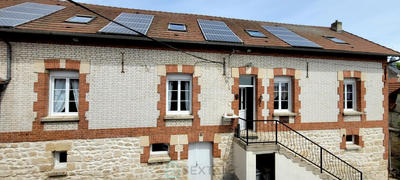 Maison - 223 m² - 8 pièces