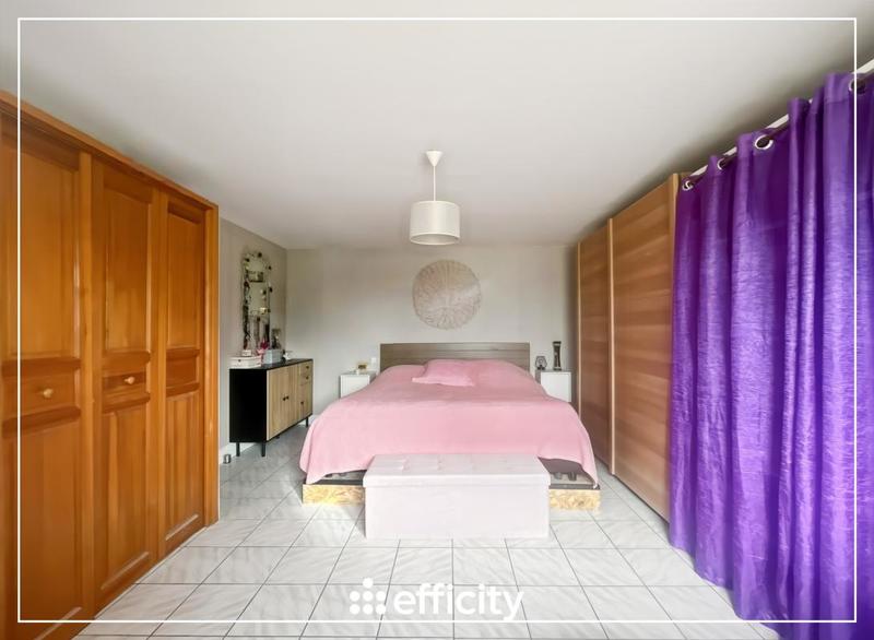 Maison - 93 m² - 4 pièces