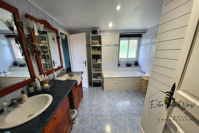 Maison - 160 m² - 6 pièces