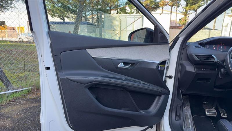 Peugeot 5008 II 1.5 BlueHDi 130 Eat8 Gt