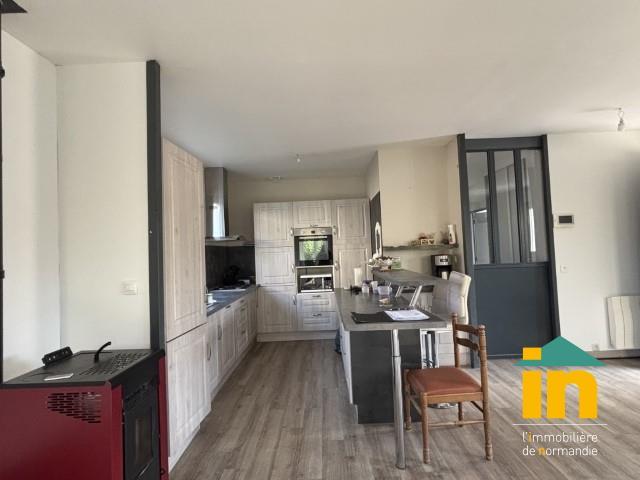 Maison de ville - 91 m² - 4 pièces