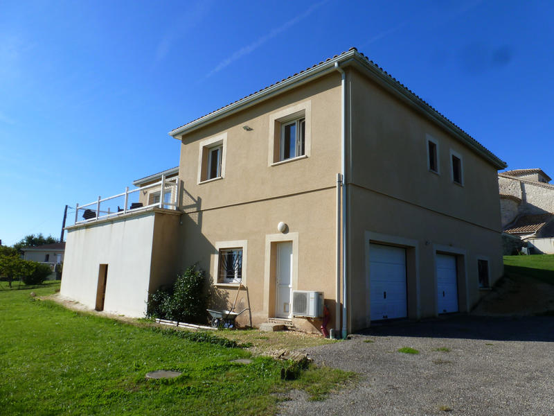 Maison - 145 m² - 4 pièces