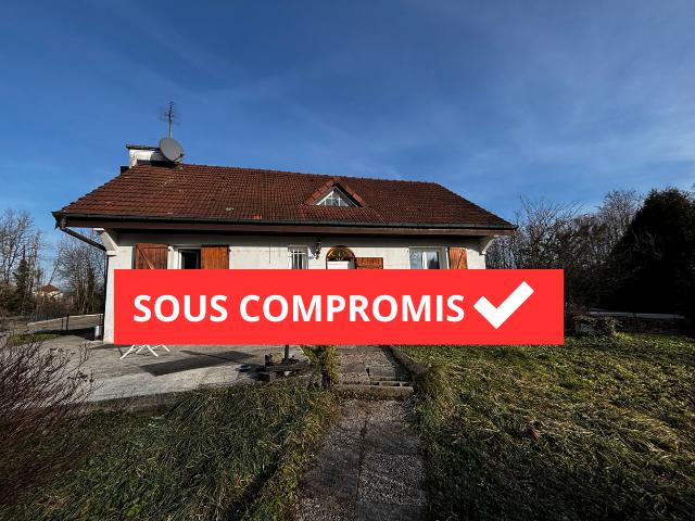 Maison - 93 m² - 4 pièces