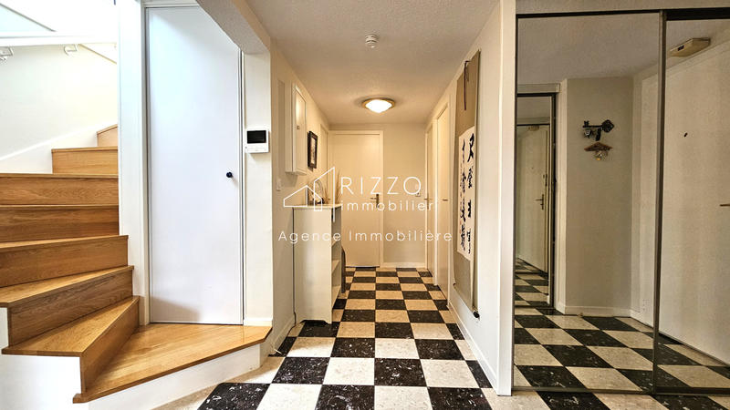 Appartement - 131 m² - 5 pièces