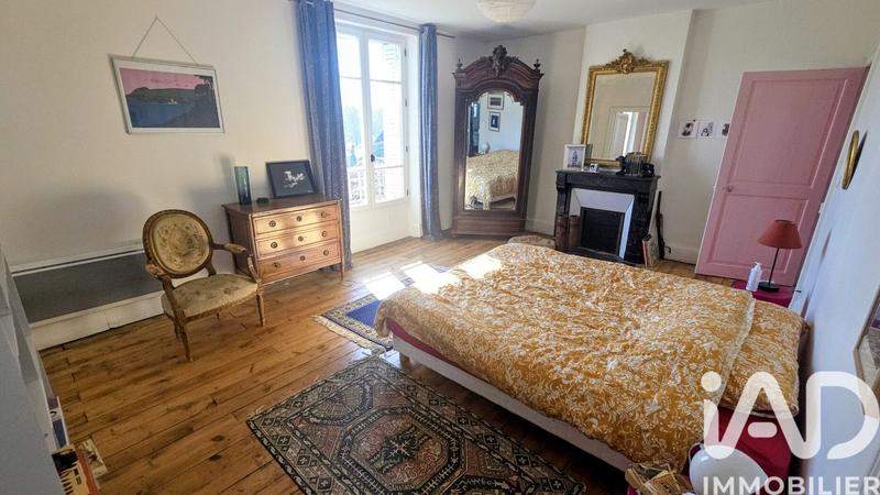 Maison de village - 290 m² - 8 pièces