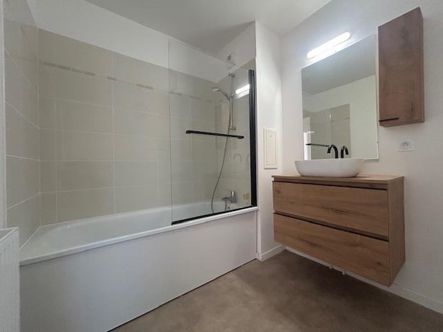 Appartement - 85 m² - 5 pièces