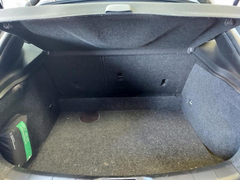 Volvo V40 2.0 150ch Momentum - Garantie 6 Mois