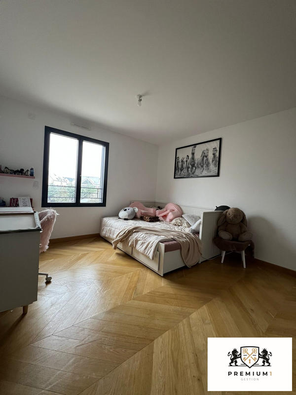 Maison - 160 m² - 6 pièces