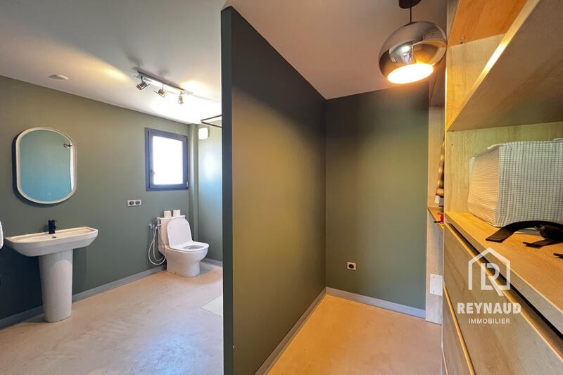 Maison - 177 m² - 5 pièces