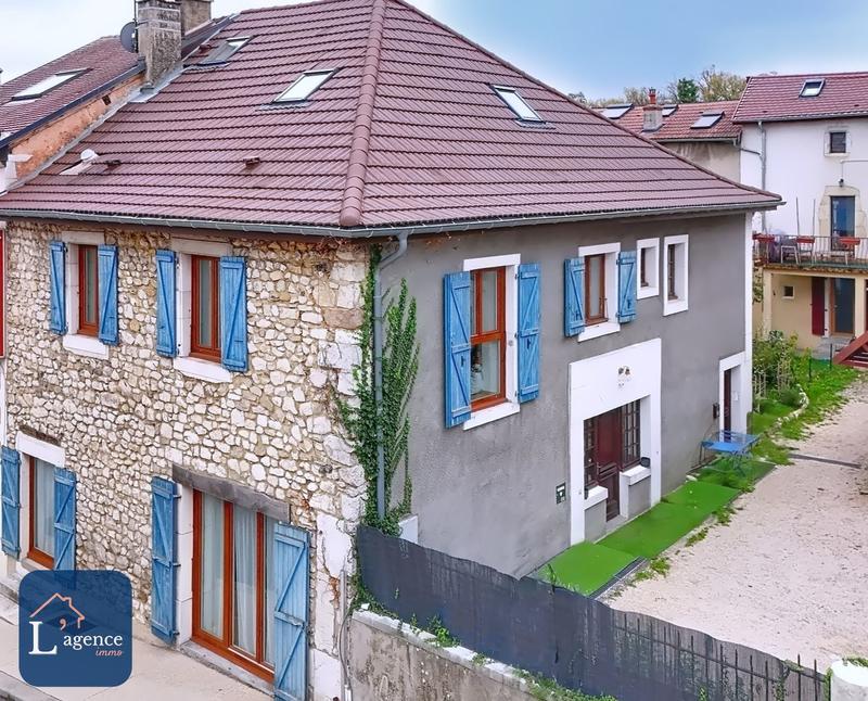 Maison ancienne - 133 m² - 6 pièces