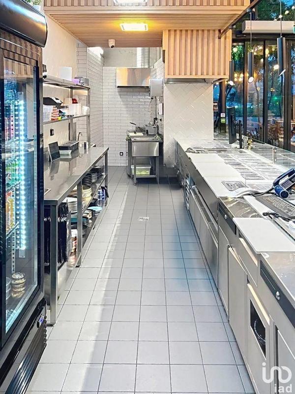 Local commercial - 180 m²