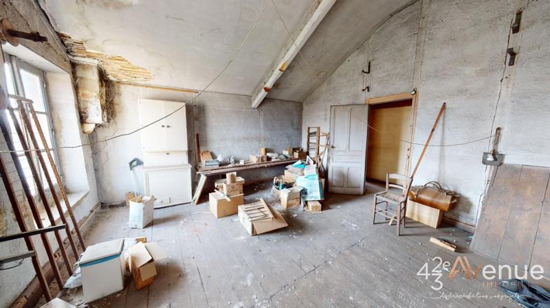 Appartement - 77 m² - 4 pièces