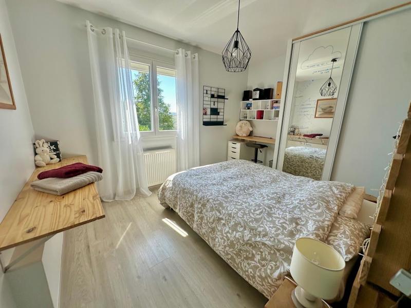 Maison - 145 m² - 5 pièces