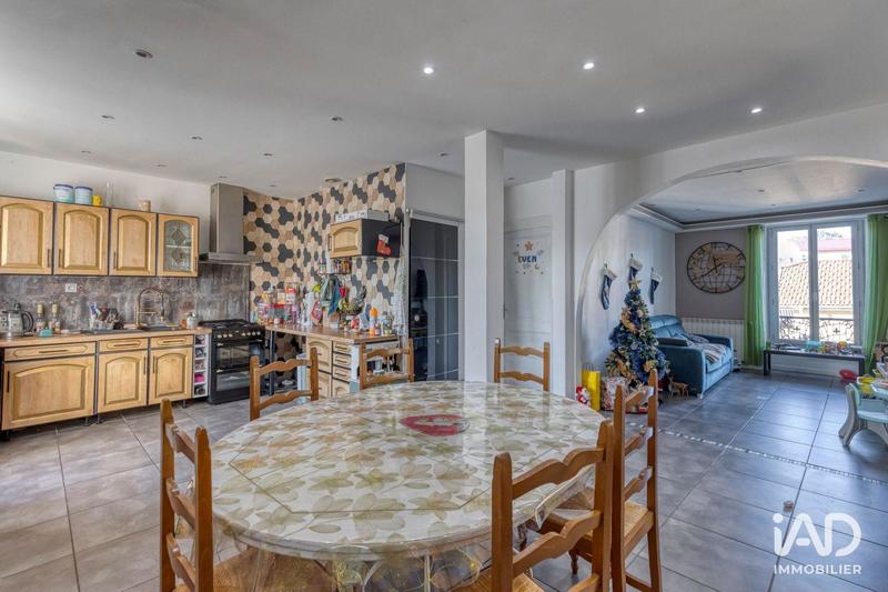 Appartement - 89 m² - 3 pièces