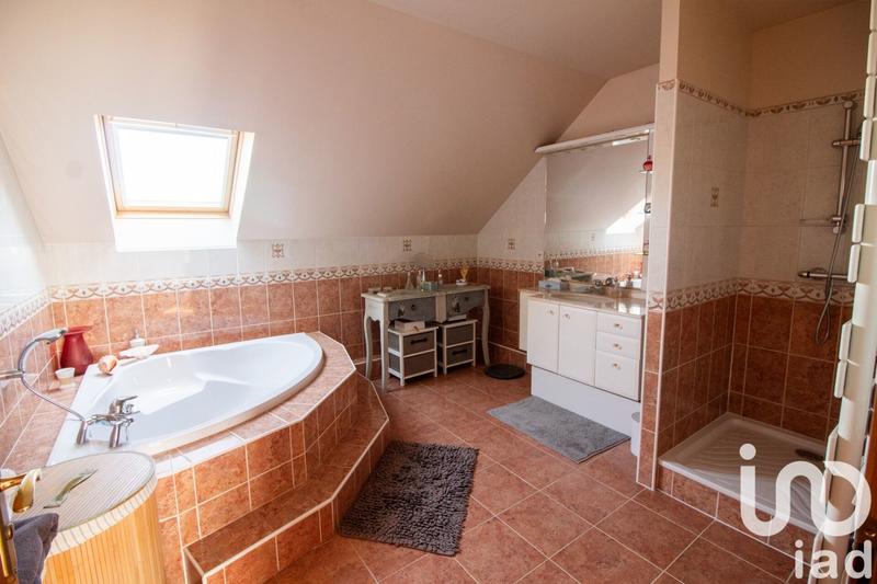 Maison - 162 m² - 7 pièces