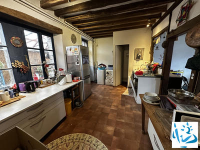 Maison ancienne - 218 m² - 7 pièces