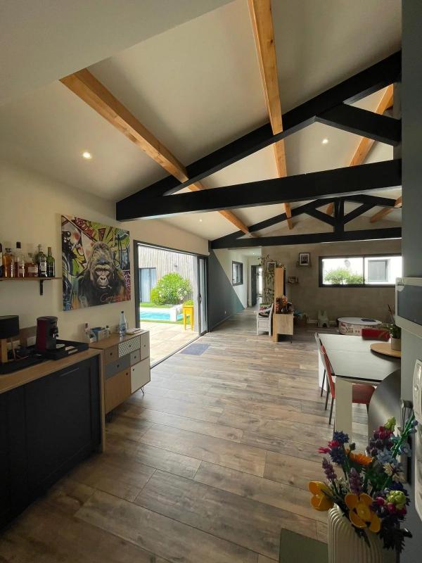 Villa - 199 m² - 6 pièces