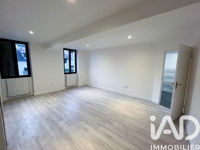 Maison - 142 m² - 4 pièces