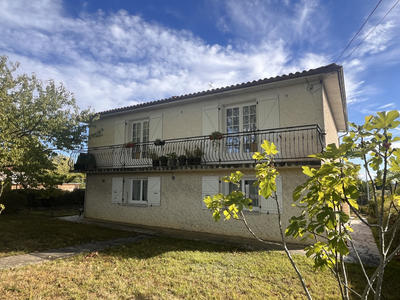 Maison - 170 m² - 6 pièces