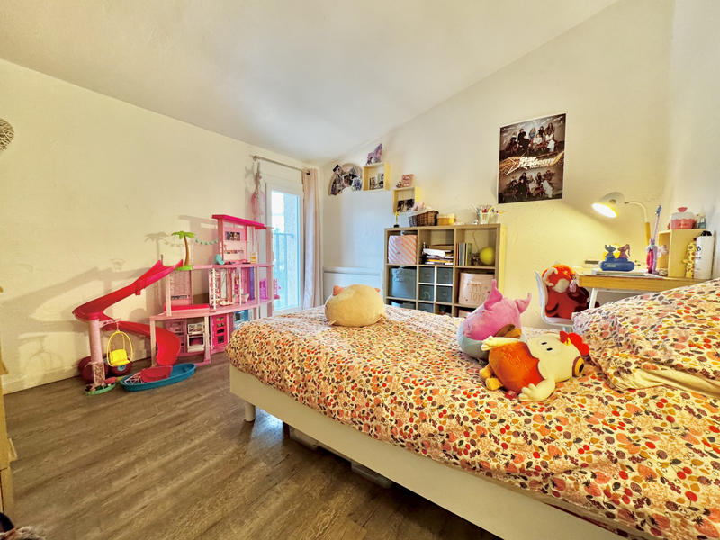 Appartement - 82 m² - 3 pièces