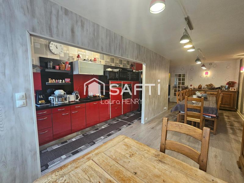 Maison - 180 m² - 6 pièces