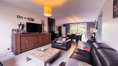 Maison - 153 m² - 5 pièces