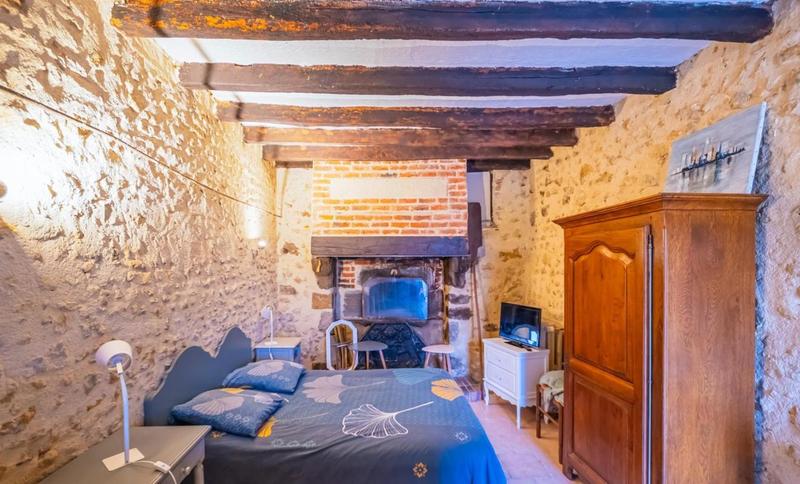 Propriété - 240 m² - 8 pièces