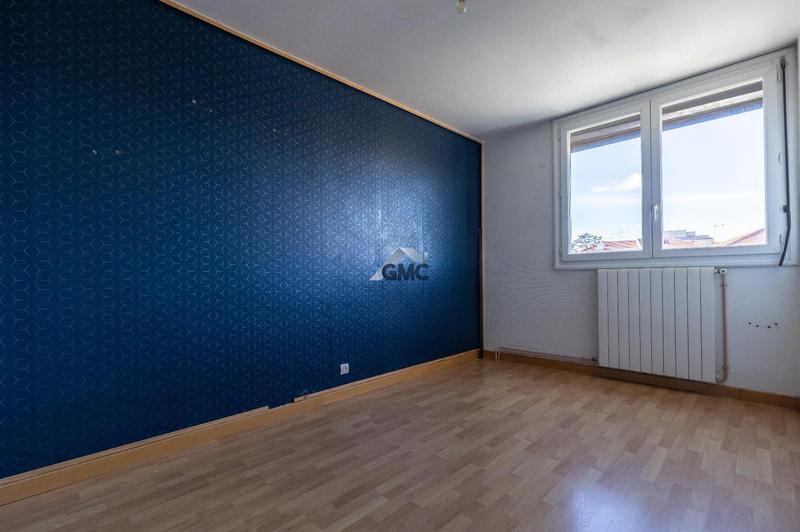 Appartement - 82 m² - 4 pièces